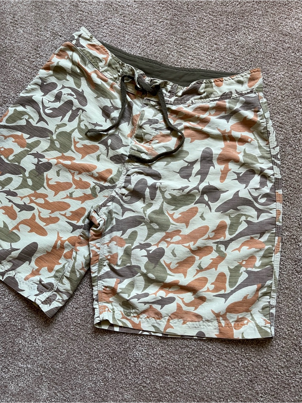 Vintage Y2K Stüssy 2002 Shark Camo Boardshorts - Picture 4 of 8